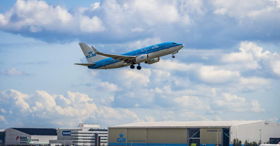 F*ck de planeet: 'Nederlanders pakken weer vaker lekker het vliegtuig voor vakantie'