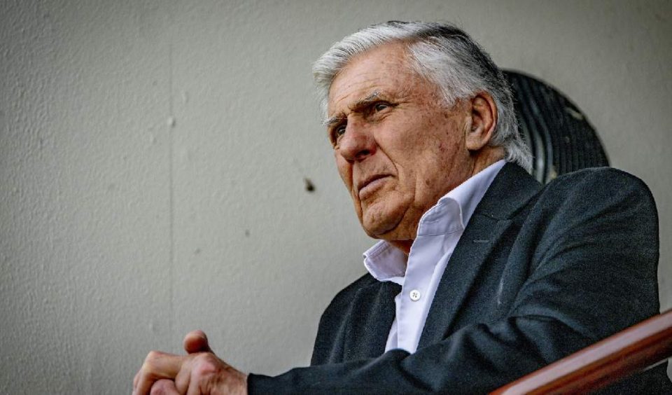 Sjaak Swart nog steeds van slag, noemt rode kaart Feyenoord-PSV 'diefstal'